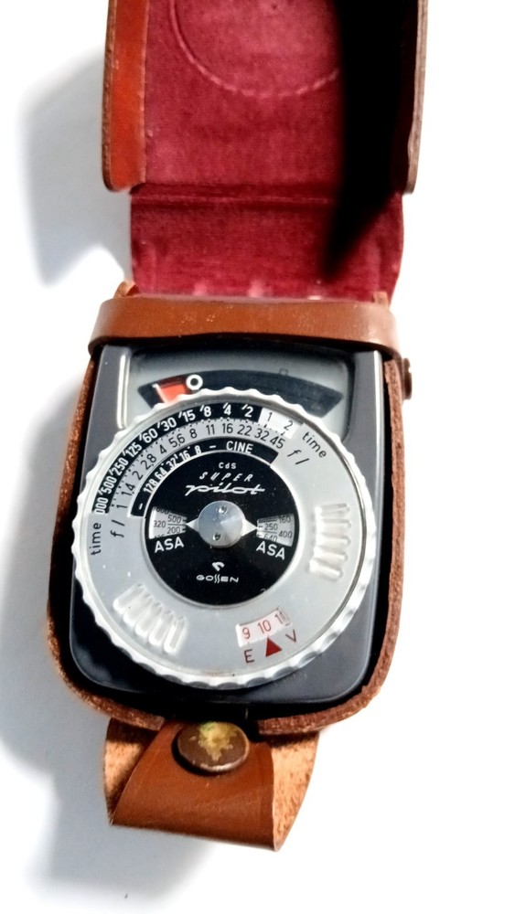 Gossen Super Pilot CdS Light Meter w/ Case Great Condition