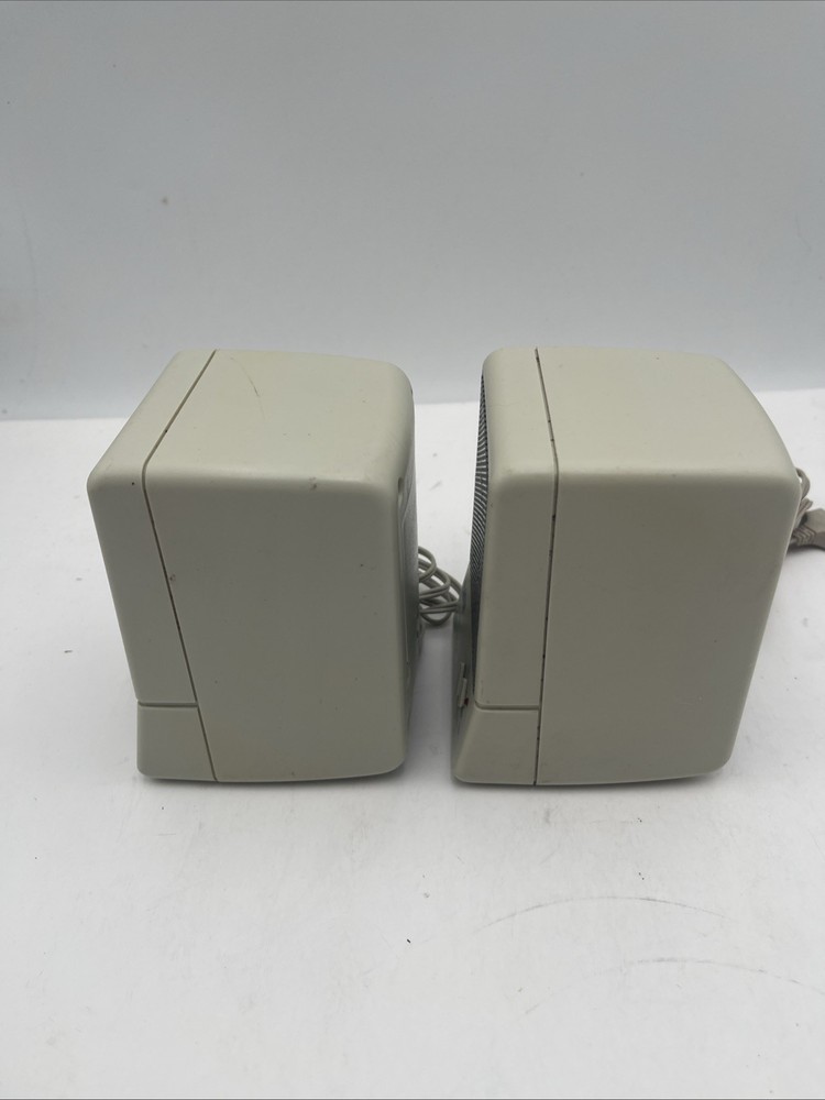 Labtec CS-150 Stereo Computer Speakers System