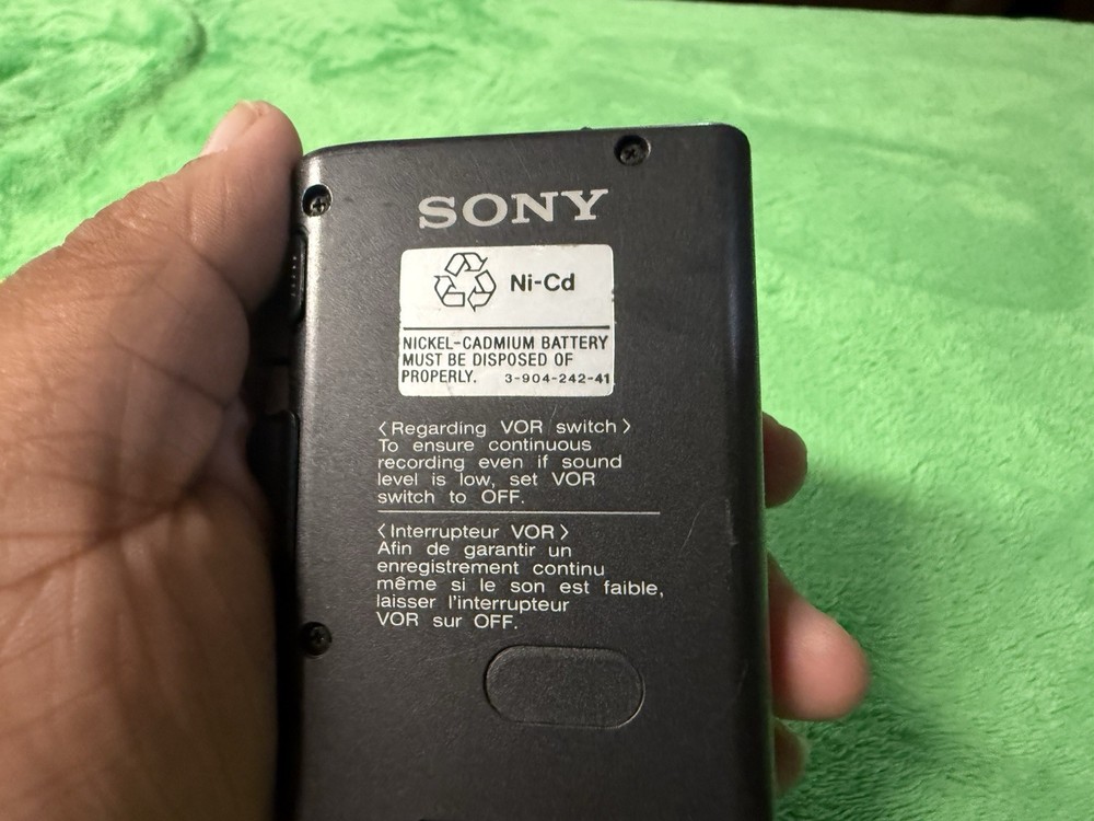 Sony M-679V Handheld Voice Recorder