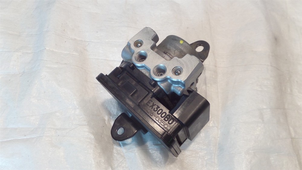 2013 & 2014 Kawasaki EX300 Ninja 300 ABS Brake Pump Module Modulator Unit