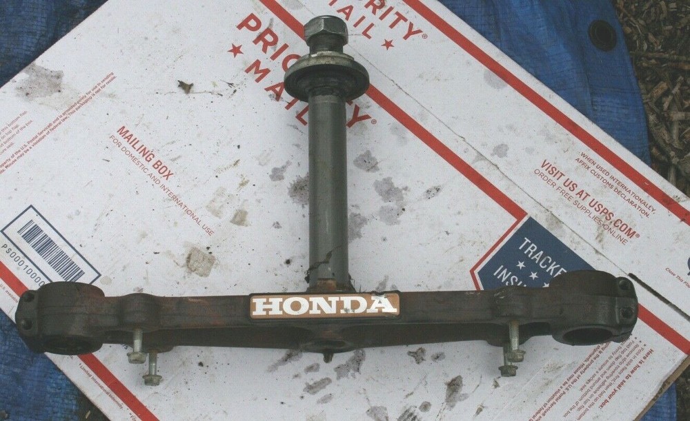 1981 HONDA ATC 250 OEM BOTTOM TRIPLE