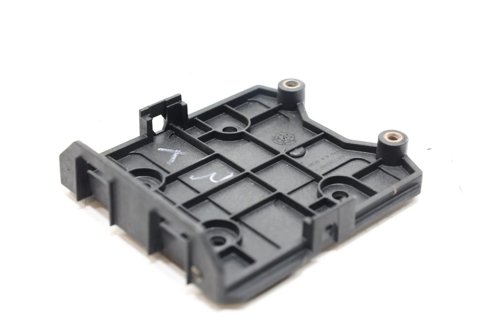 2015 - 2023 FORD MUSTANG REAR LEFT BLIND SPOT RADAR SENSOR MODULE BRACKET OEM