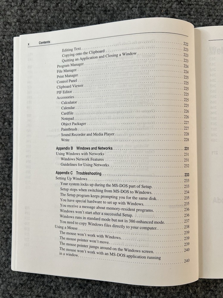 MICROSOFT WINDOWS 3.1 User's Guide Book (Vintage, 1993)