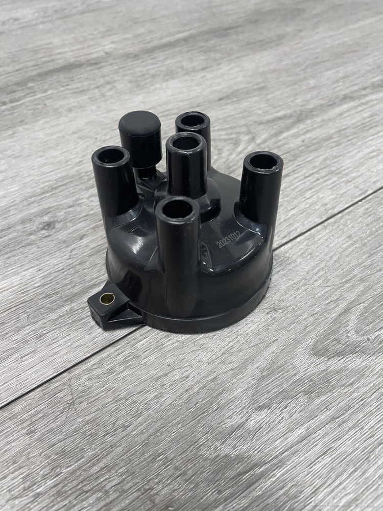 Carquest CAC1612 Premium Distributor Cap