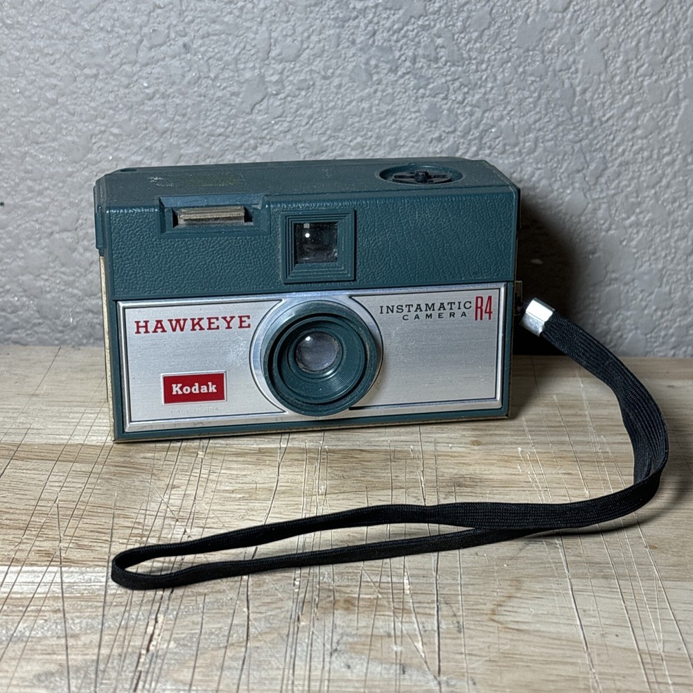 Kodak Hawkeye Instamatic R4 Camera untested vintage Kodak Untested