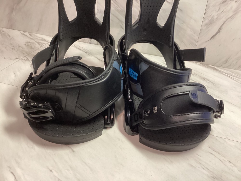 Burton Freestyle Men’s Snowboard Binding - Medium