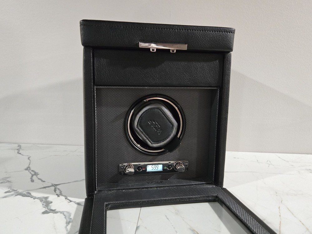 Wolf Module 2.7 Watch Winder Black Silver Leather LCD display 456102