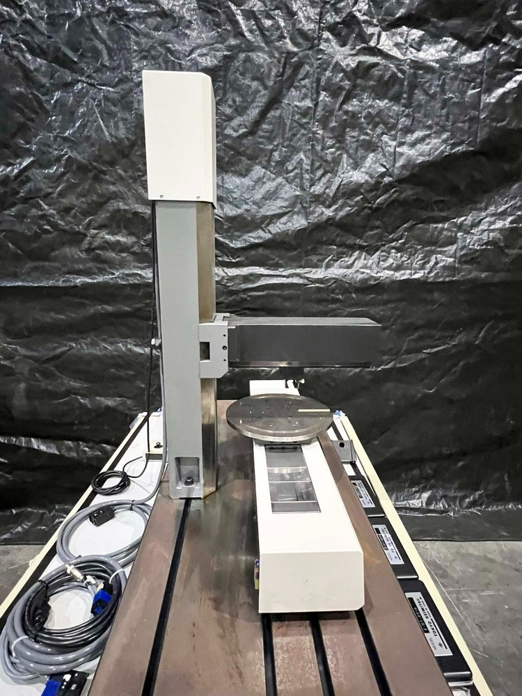 TSK Surfcom 590A Wafer Surface Measurement System *untested