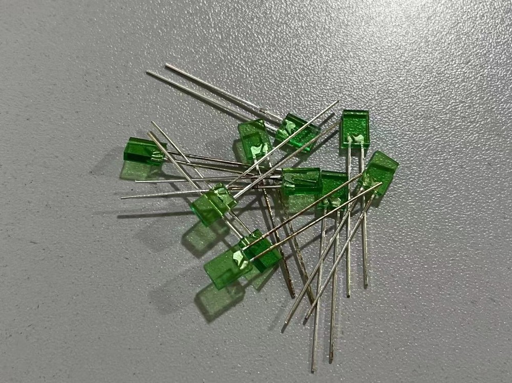 200p Square Green Diffused Lens LED Diode