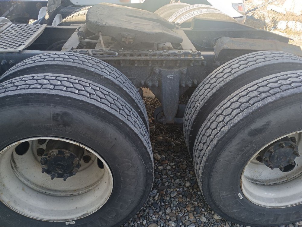 Freightliner Cascadia Left Driver Cowl Panel (12826764