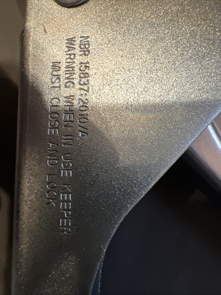 FallTech DuraTech Mini 6’ SRL MFG DATE June 2025