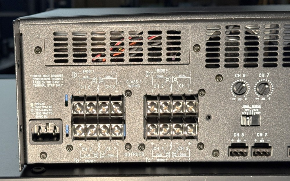 Crown CTs 8200 8-Channel 200W Power Amplifier -Excellent