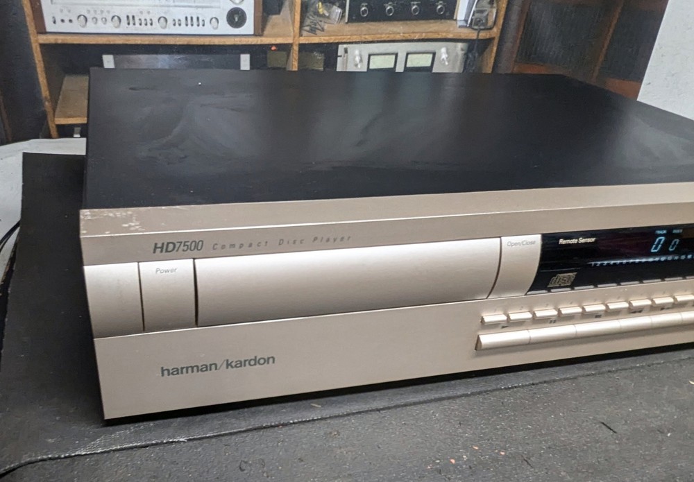 Harman Kardon HD7500 CD player