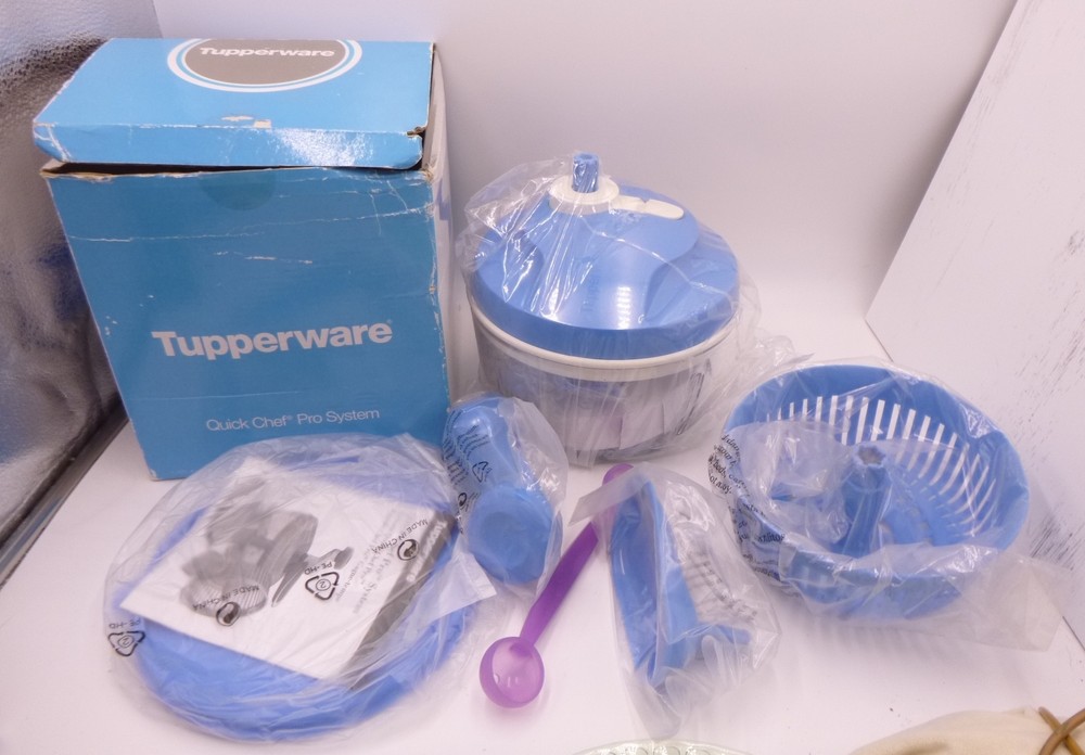 Tupperware Quick Chef Pro System Blue Manual Food Processor Chopper New