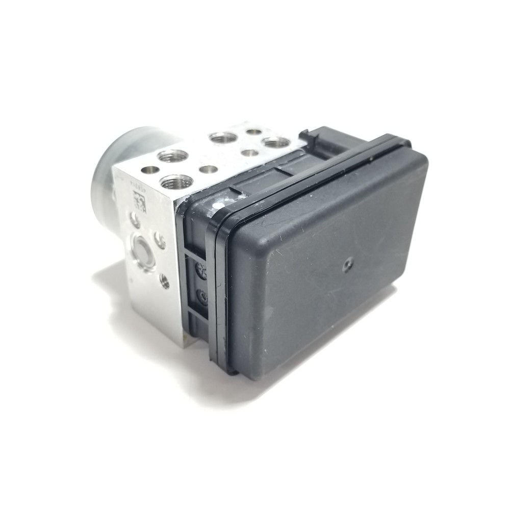 2021 21-24 KAWASAKI NINJA ZX10R OEM ABS BRAKE PUMP UNIT MODULE SENSOR CONTROLLER