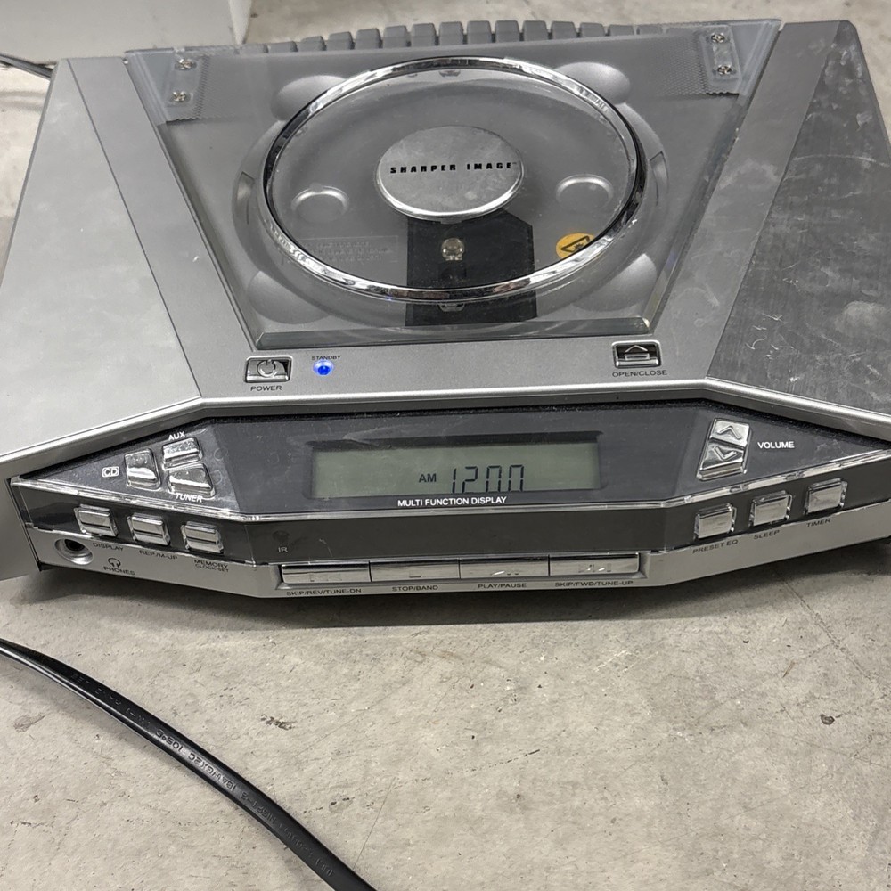 Sharper Image Metro One GM402 Stereo CD Player Silver AUX Input