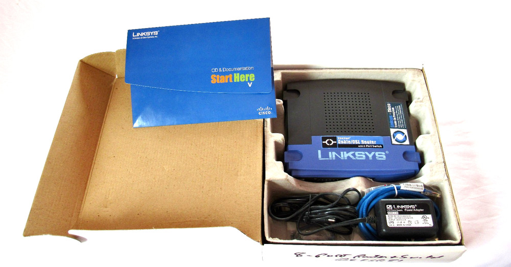 Linksys BEFSR81 8-Port Switch EtherFast Cable/DSL Router