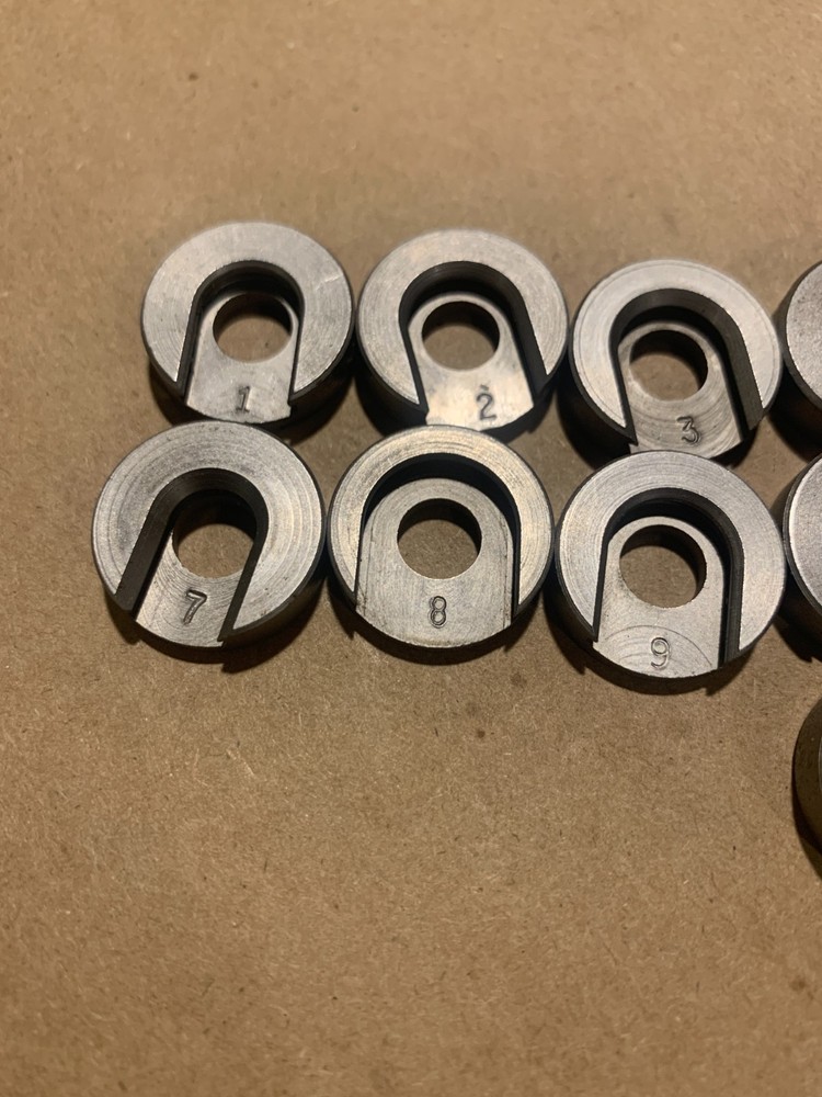 Lee Hand Primer Shell Holder Set