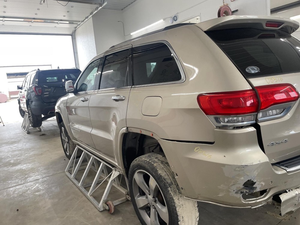 Used Blind Spot Detection System Warning Control Module fits: 2014 Jeep Grand ch