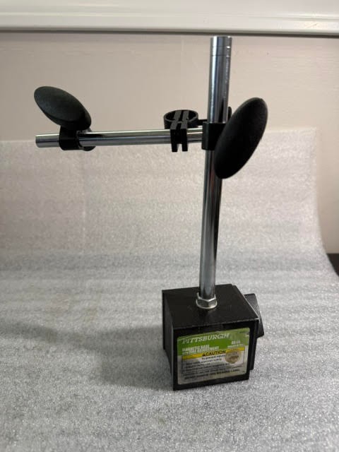 Pittsburgh Magnetic Base w/ Fine Adjustment 63663  45 lb Pull
