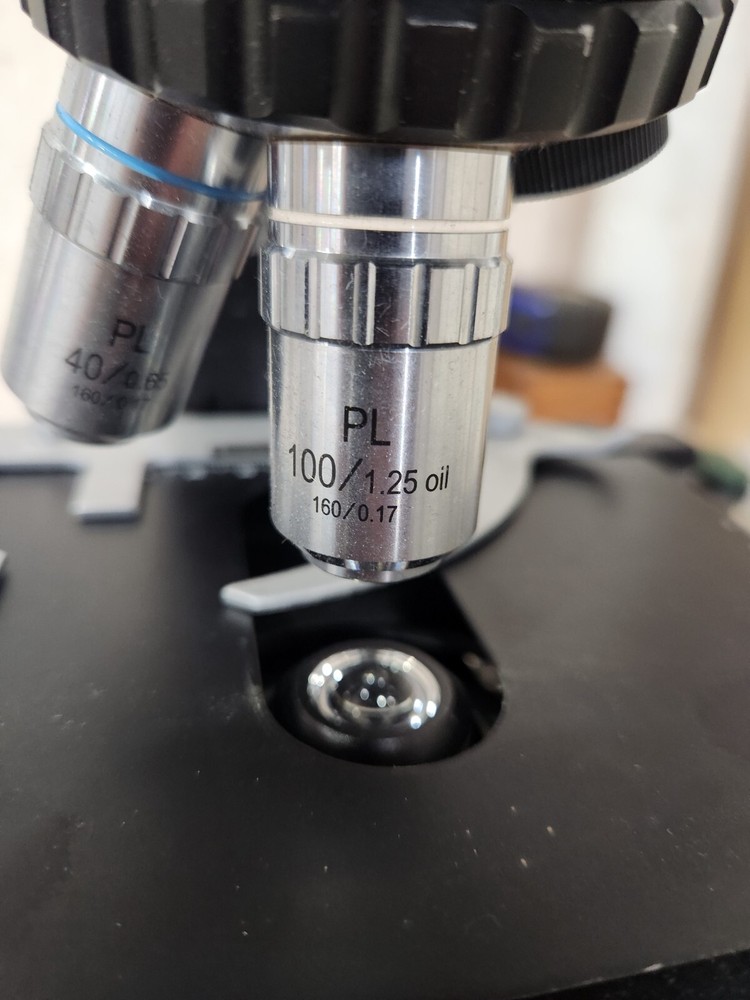 VistaVision VWR Microscope