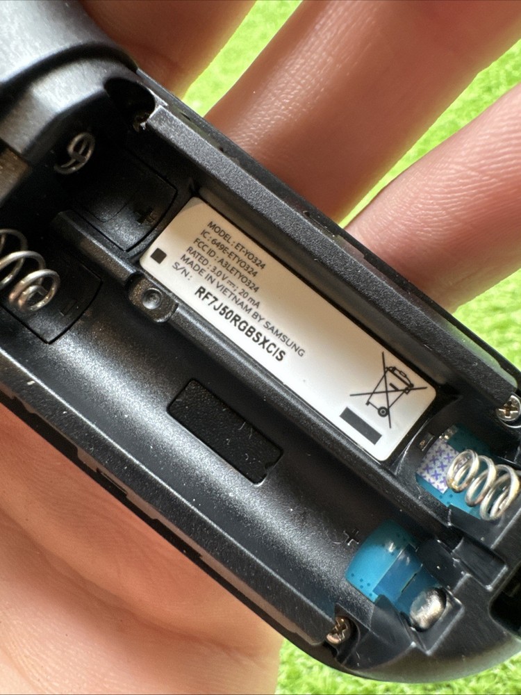 OEM Samsung OCULUS Remote Controller ET-YO324. d1