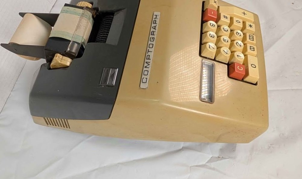 Walther Comptograph Adding Machine Model 12CL Vintage Mechanical Printing Office