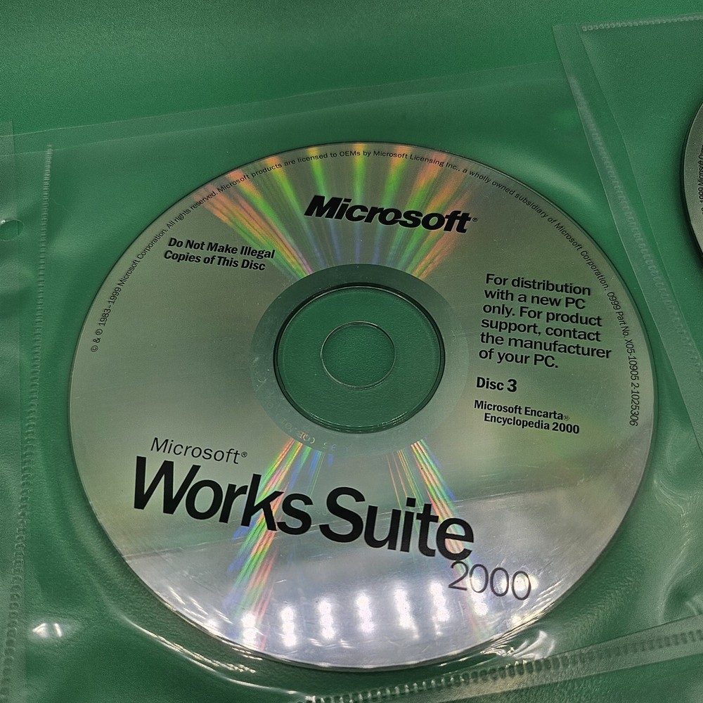 Microsoft Works Suite 2000 - Complete 7 Disc PC CD-ROM Excellent Condition VG+