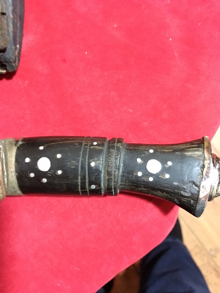 Antique Large Fixed Blade India knife with Sheath