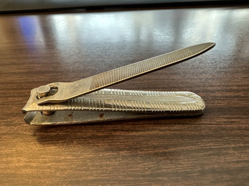 Vintage LA CROSS 10 Nail Clippers