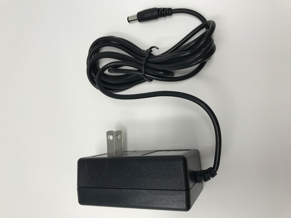 Yamaha MO6, MO8 Keyboard AC adapter