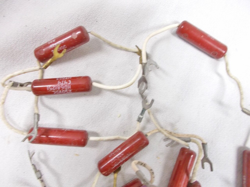 10 TRW Capacitors