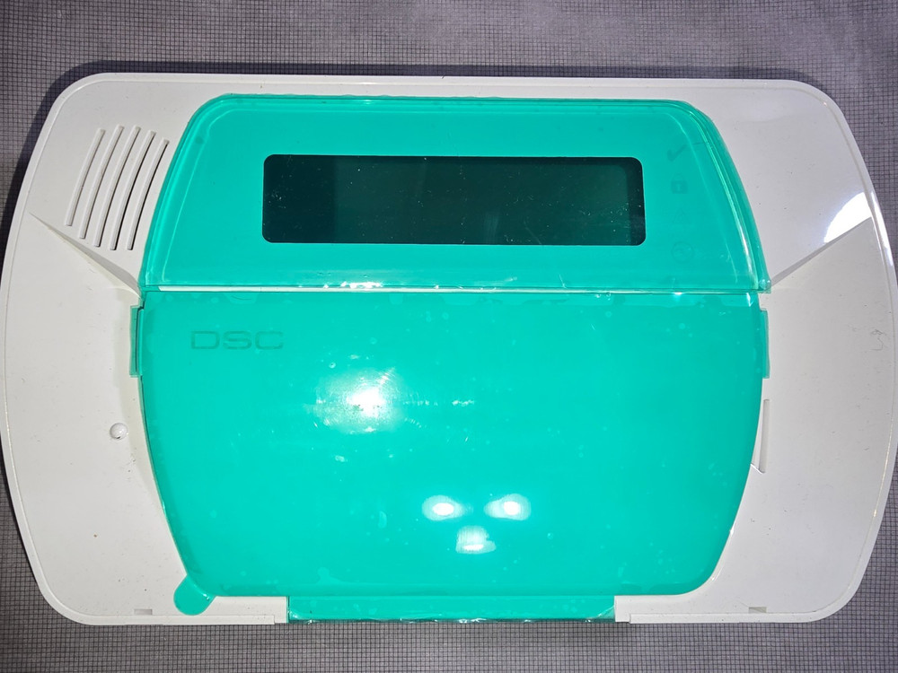 DSC Impassa KIT457-96H Self Contained 2Way Wireless Security System Version 1.31