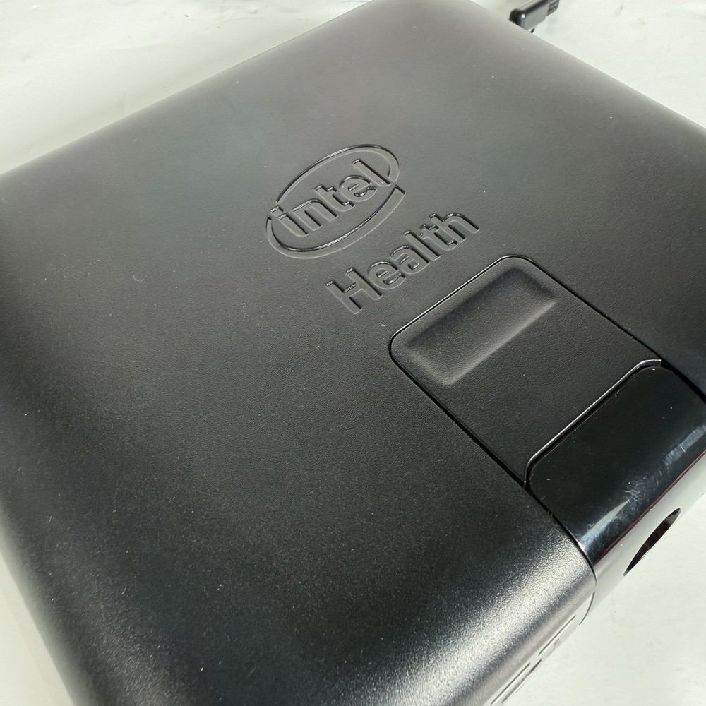 Intel Reader by Intel Health Complete Kit w Box, Adapter, Case, Etc. - Tested