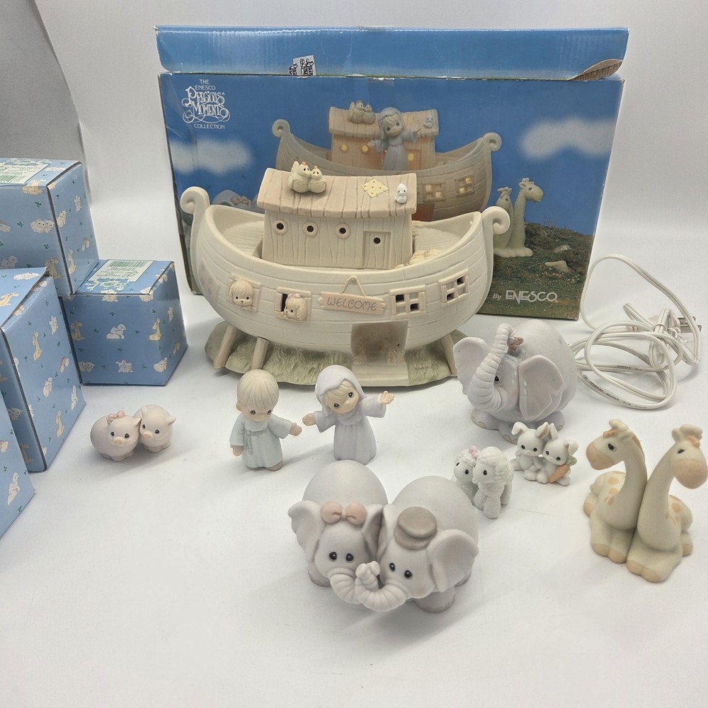 Precious Moments Two by Two Noah's Ark Lighted Complete Set Excellent All Boxes