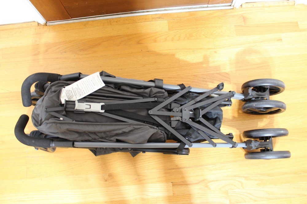 Chicco Liteway Lightweight Stroller Foldable Travel Stroller
