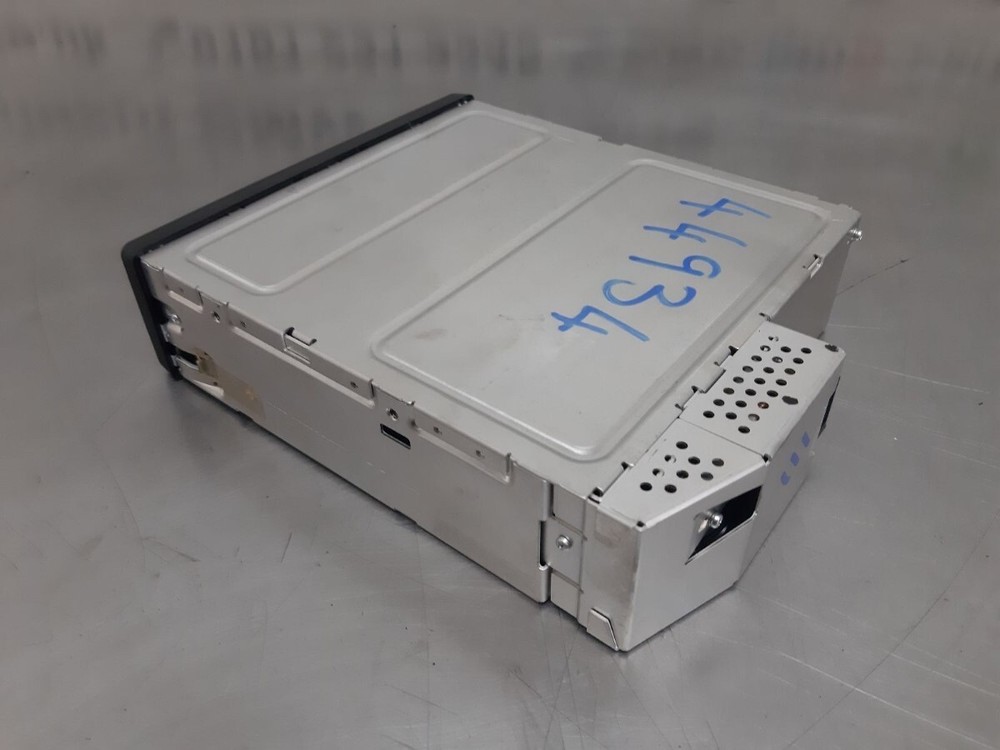 BMW 6 Disc CD Multi Changer E60 E61 E63 E64 5 6 SERIES 65126956939