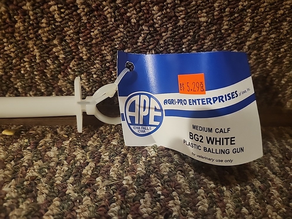 Agri-Pro Plastic Balling Gun Reusable Bolus Gun - Medium White