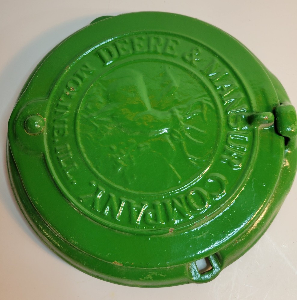 John Deere & Mansur Co. Corn Planter Lid Y2678 Cast Iron