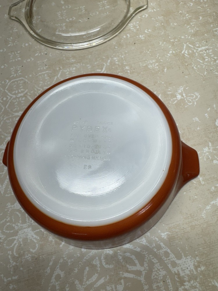 Pyrex AUTUMN HARVEST 500 ML COVERED CASSEROLE Reddish Rust Wheat
