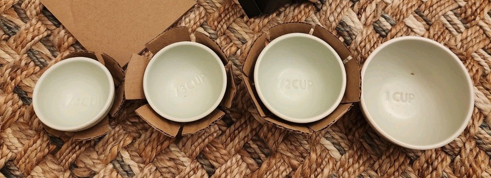 Greg Natale Speckled Green Measuring Cups Set Ceramic Nesting Kitchen Z19