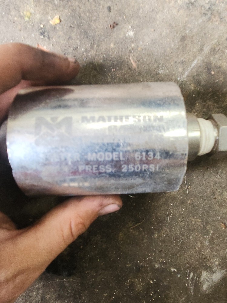 Matheson Gas Filter, Model 6134 (Max. Press. 250 PSI)