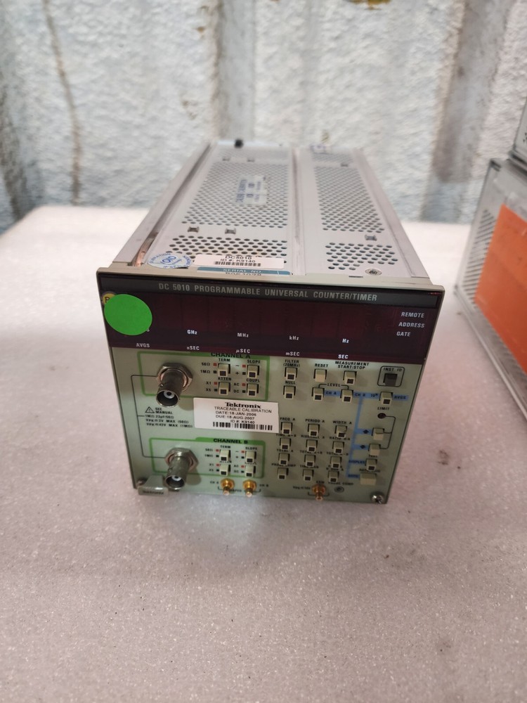 Tektronix DC5010 Programmable Universal Counter/Timer Unit #A