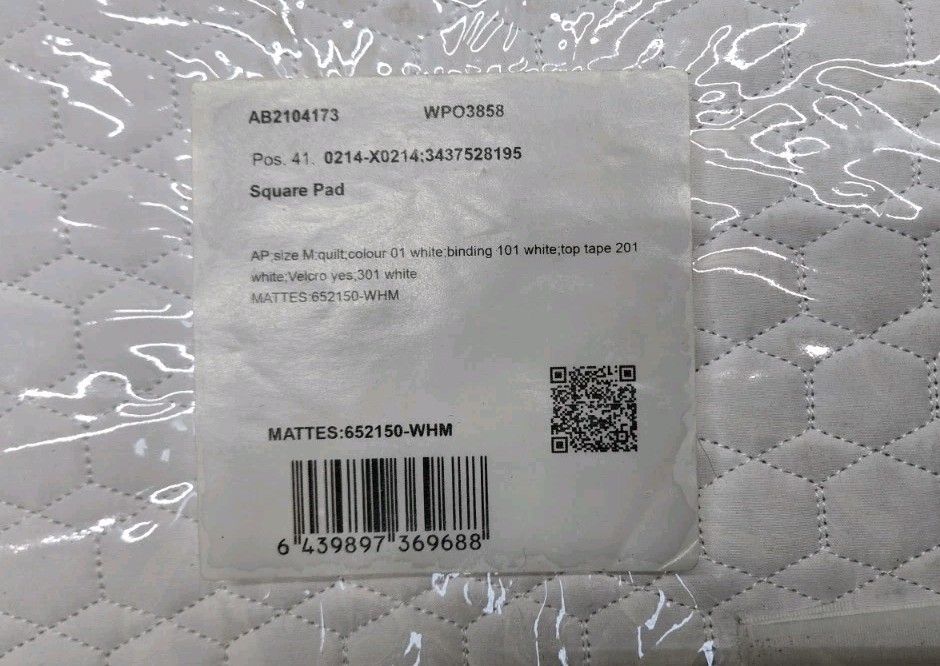 Mattes Quilted AP White Size M