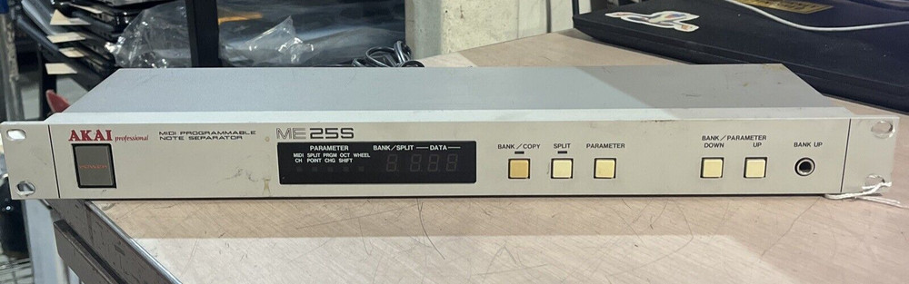 AKAI ME25S MIDI PROGRAMMABLE NOTE SEPARATOR