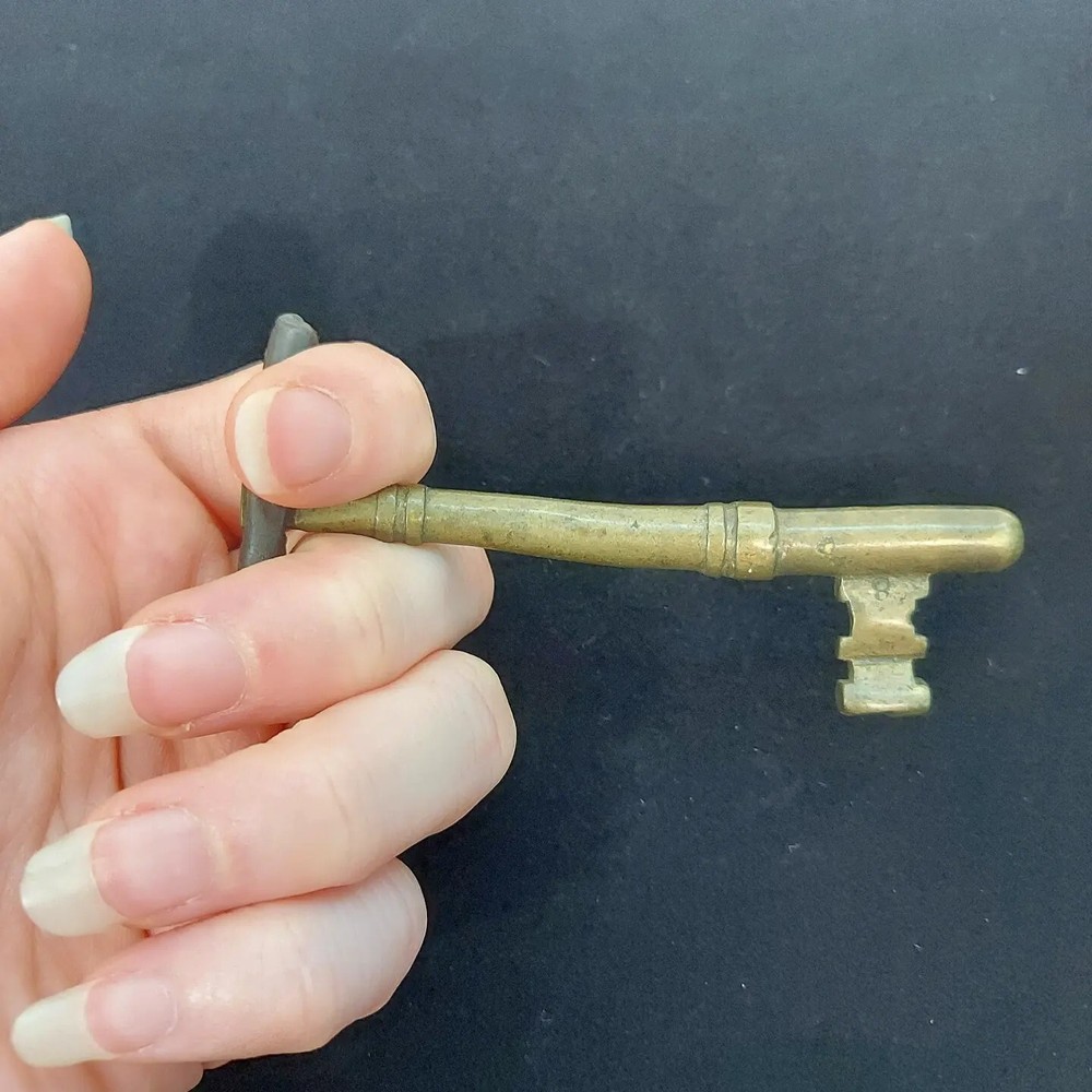 Vintage Old Brass Skeleton Key Stamped #8 Repaired Handle