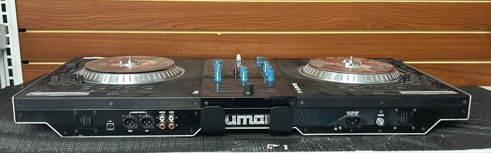 Numark NS7 DJ Turntable Controller With NSFX Control