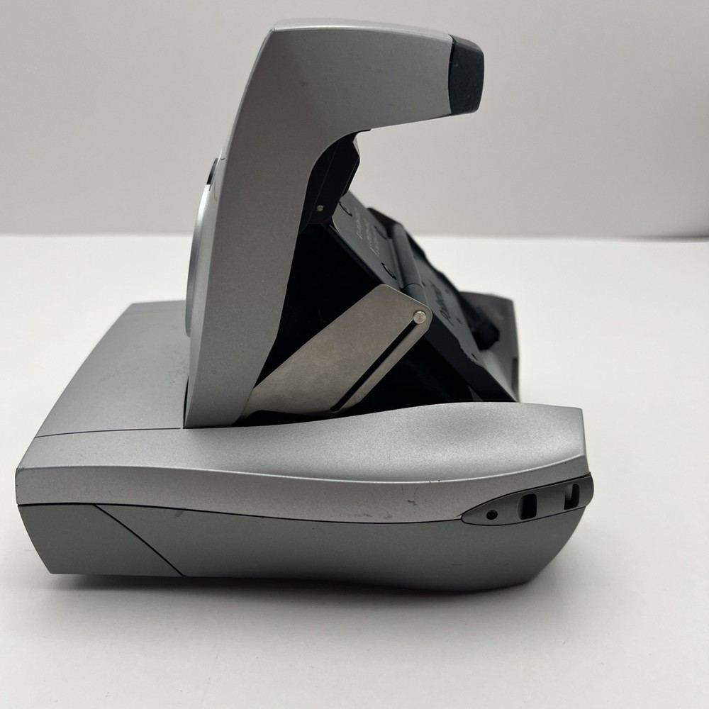 Vintage Polaroid 1200FF Camera