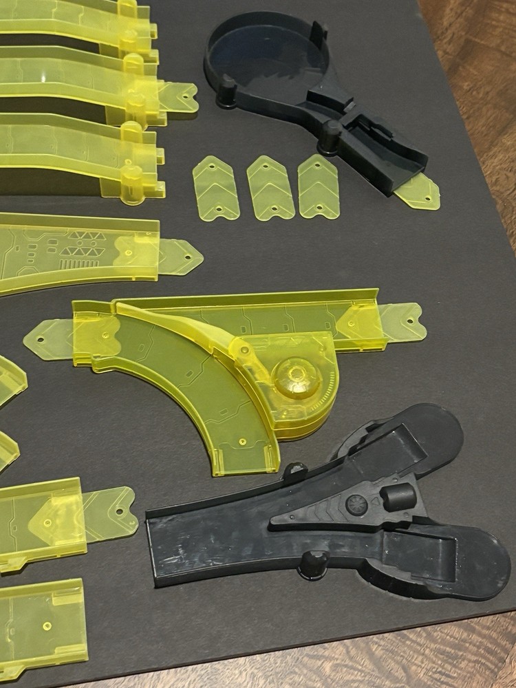 Micro Charges Infinity Track Pieces Lot & Manual