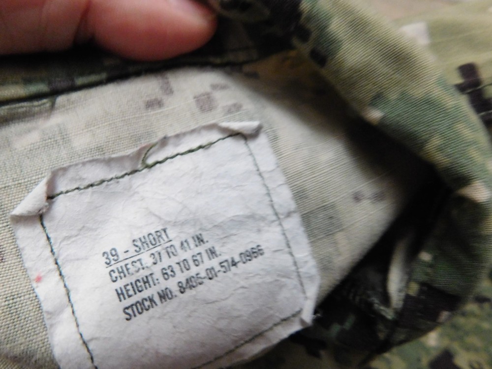 US NAVY WORKING BLOUSE COAT SIZE 39 SHORT